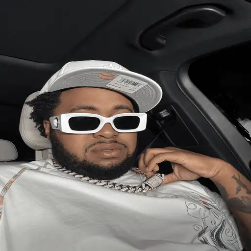 Single cover: Snowing N Da Streets