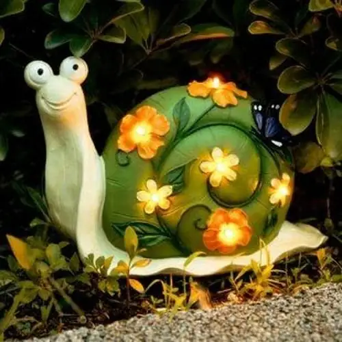 Single cover: snail’s pace