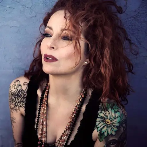 Anneke Van Giersbergen