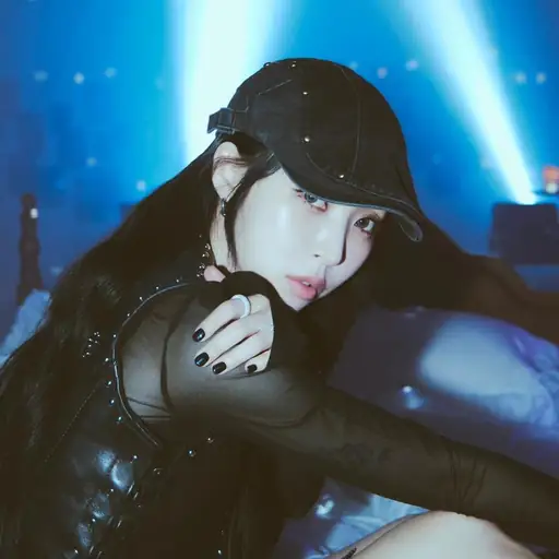 Single cover: Valentine