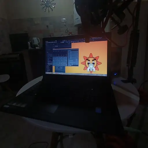 Single cover: Muchas nueces