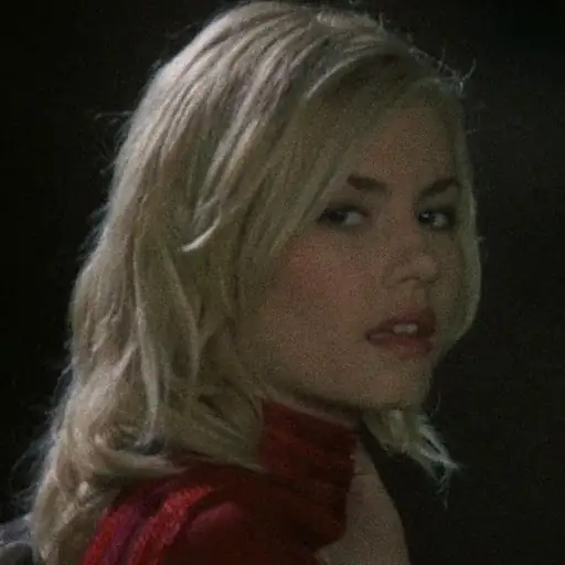 Artist: h0llyw0odlove21