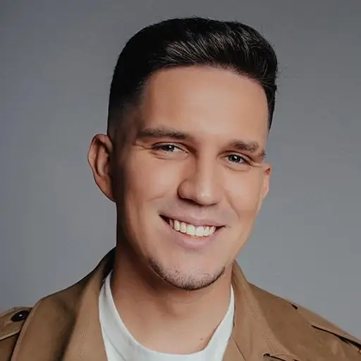 Дмитрий Масленников