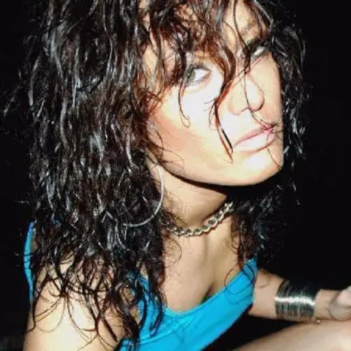 Artist: Veronika Coassolo