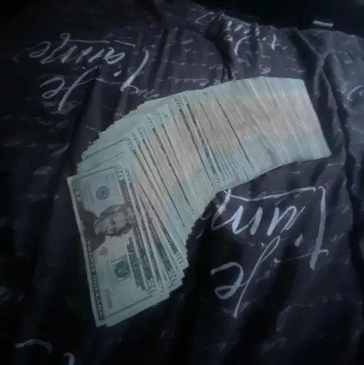 Single cover: goin legit