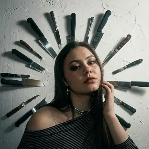 Single cover: на ножах