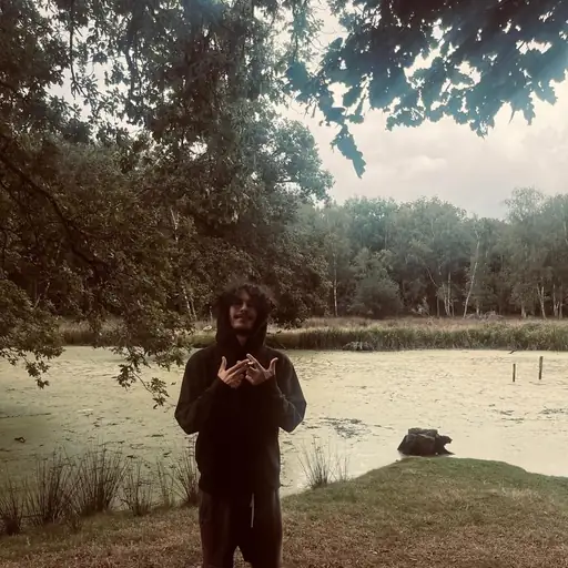 Single cover: elle est salée la pov