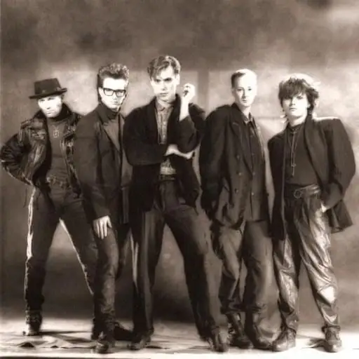 Artist: Figures on a Beach