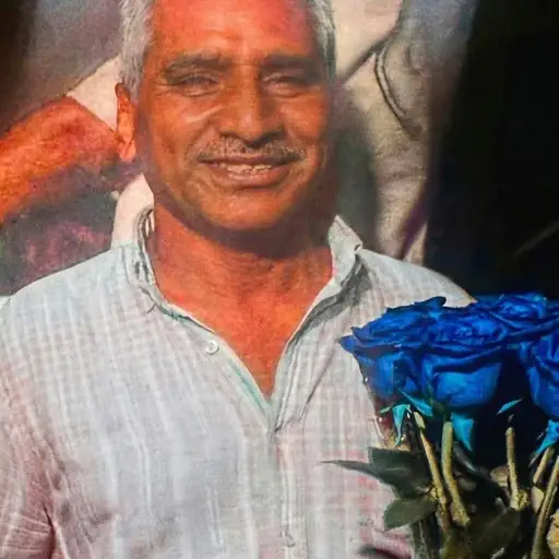 EL VENDEDOR DE ROSAS