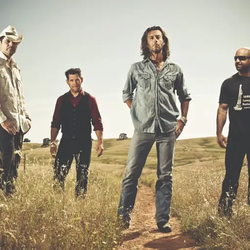 Roger Clyne & The Peacemakers