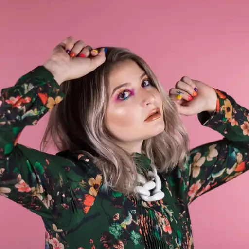 Single cover: She's In My Prayers